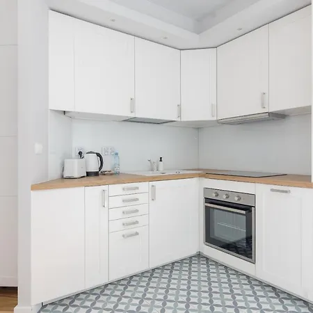 Nowosielecka Royal Baths Apartment *
